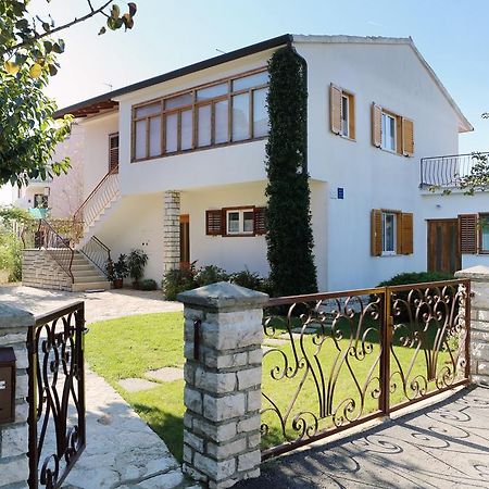 Apartments Leo Ρόβινι Εξωτερικό φωτογραφία