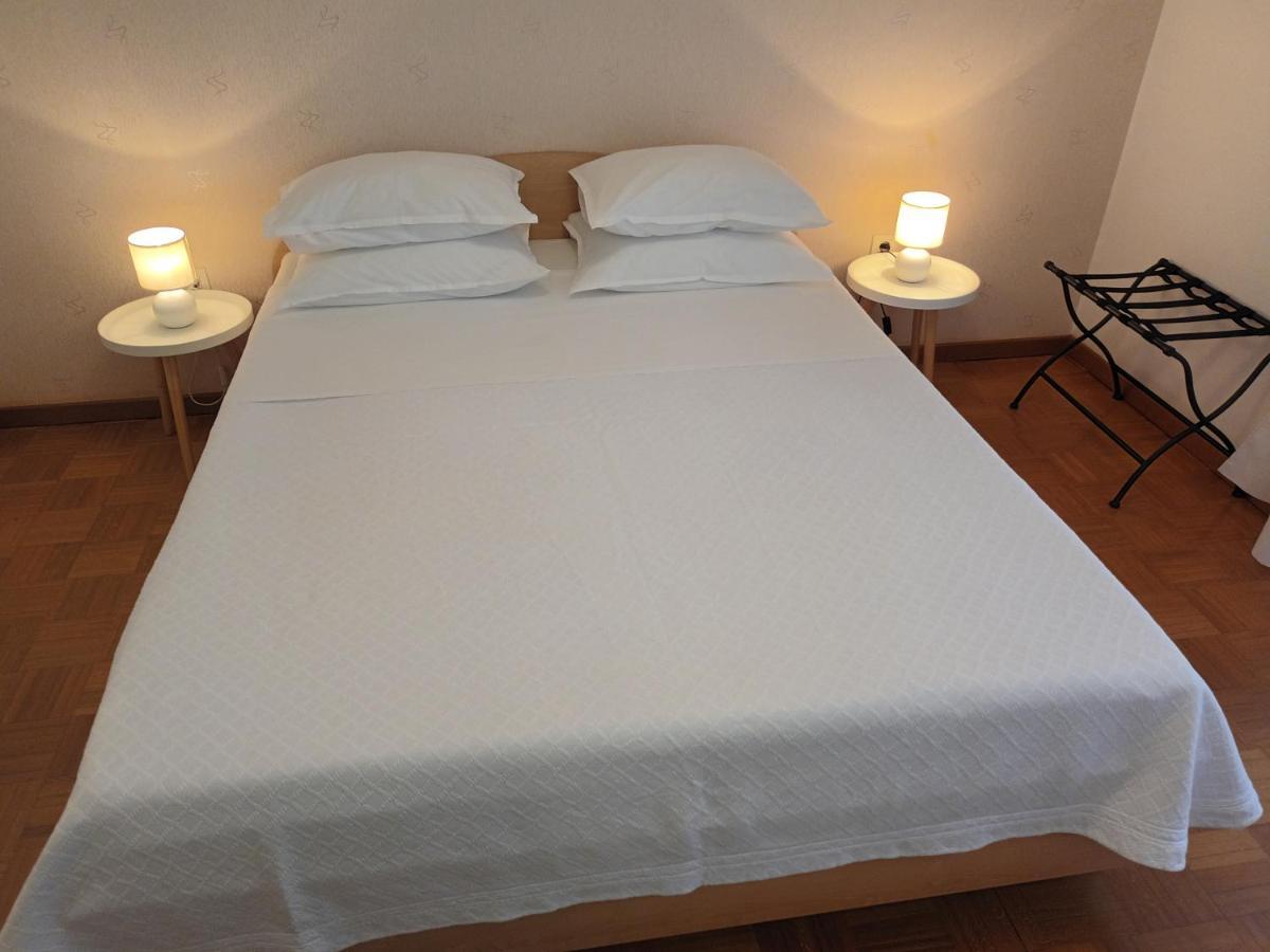 Apartments Leo Ρόβινι Εξωτερικό φωτογραφία