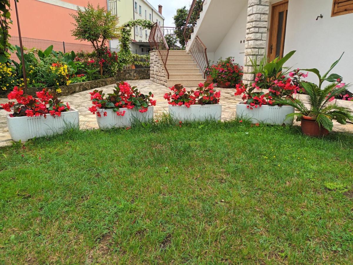 Apartments Leo Ρόβινι Εξωτερικό φωτογραφία