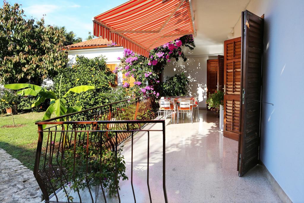 Apartments Leo Ρόβινι Εξωτερικό φωτογραφία